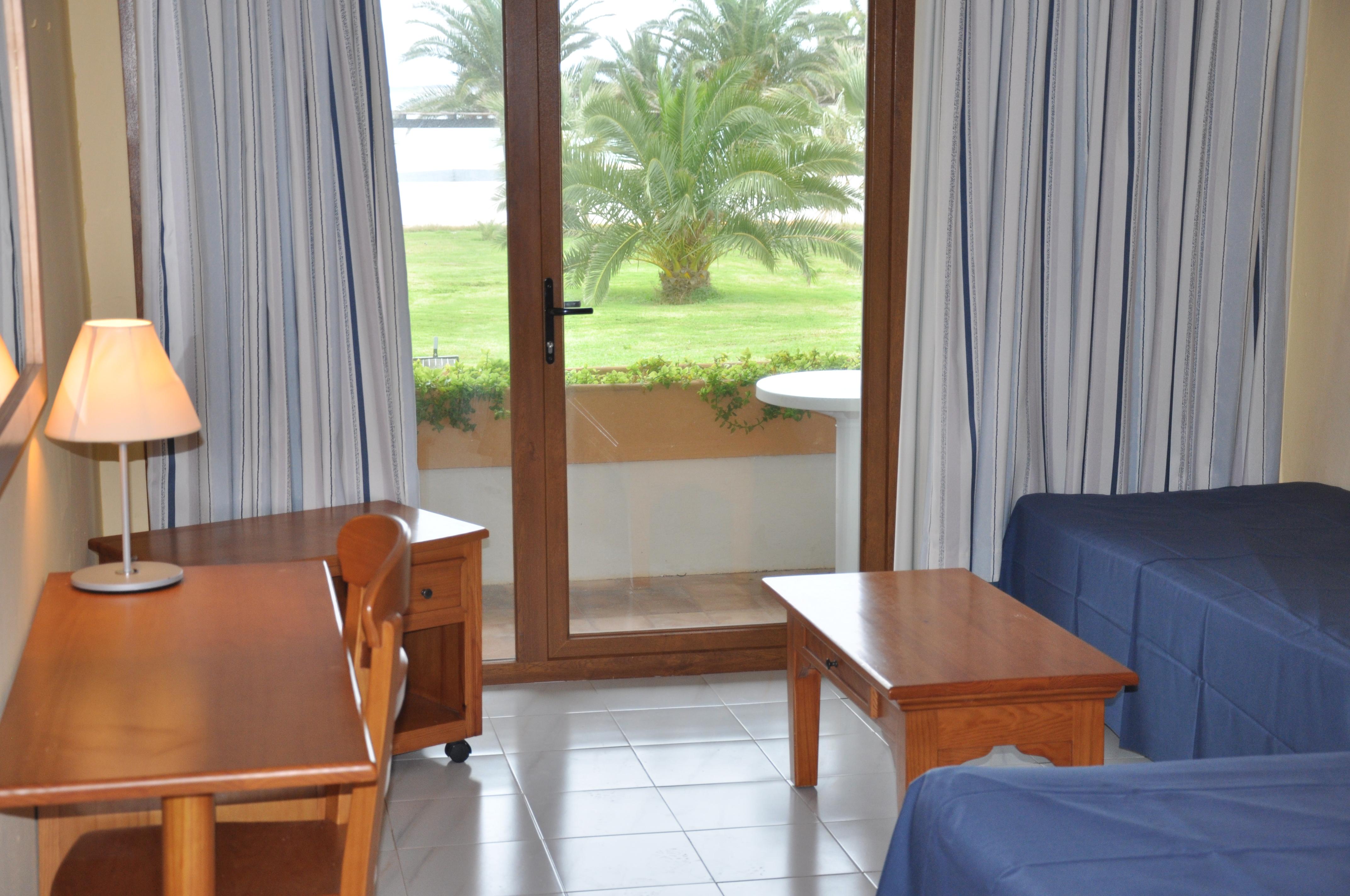 Hotel Club Sunway Punta Prima Es Pujols Esterno foto