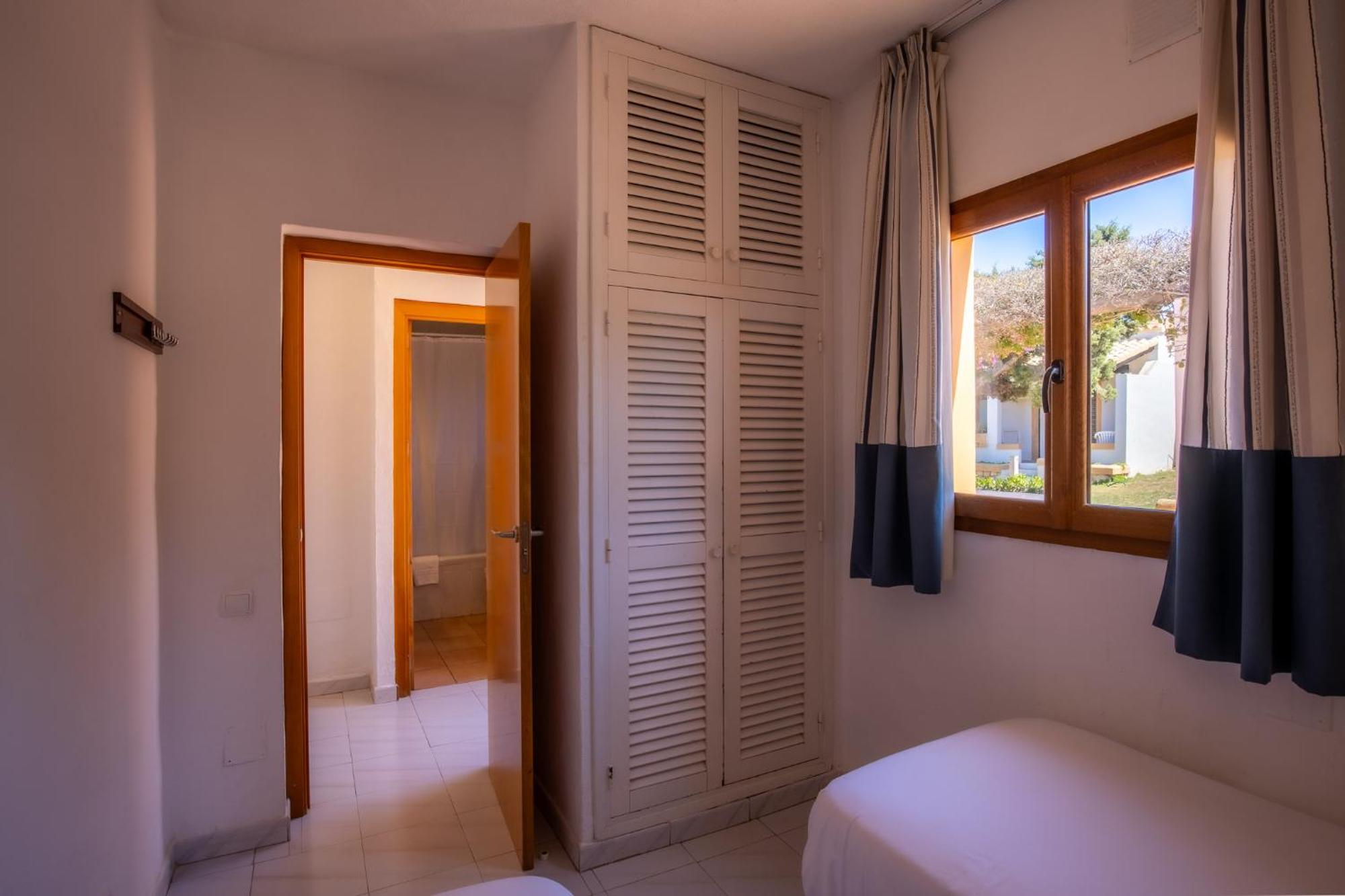 Hotel Club Sunway Punta Prima Es Pujols Esterno foto