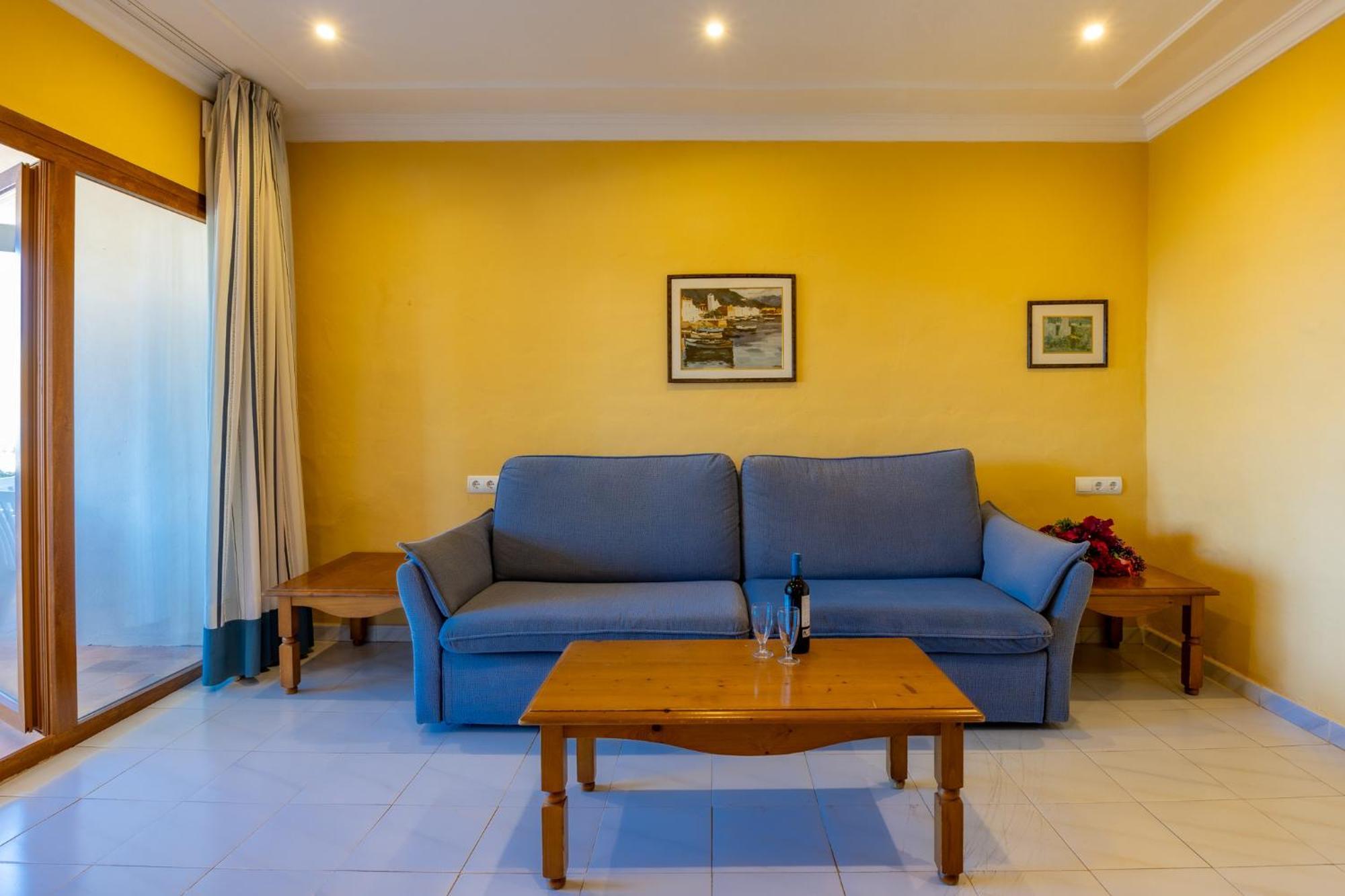 Hotel Club Sunway Punta Prima Es Pujols Esterno foto