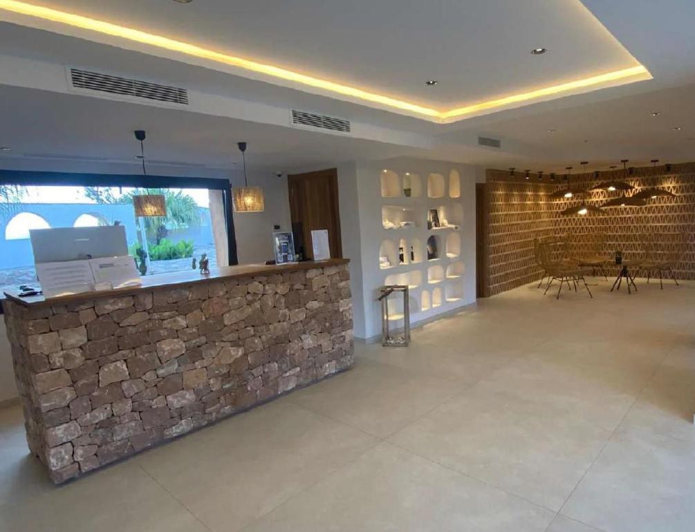 Hotel Club Sunway Punta Prima Es Pujols Esterno foto